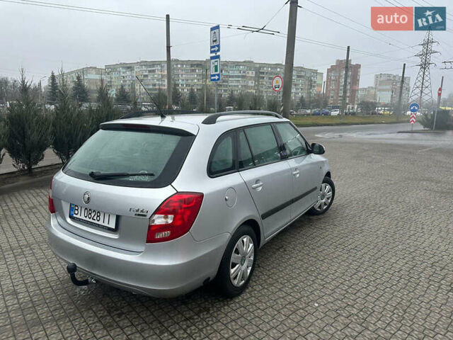 Сірий Шкода Фабія, об'ємом двигуна 1.39 л та пробігом 232 тис. км за 5700 $, фото 7 на Automoto.ua