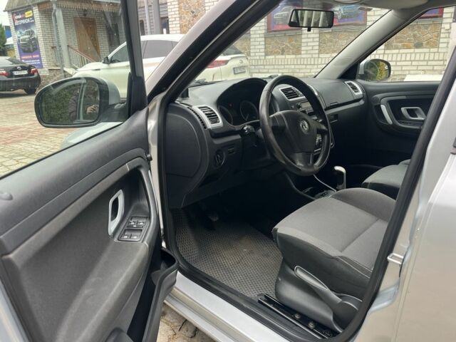 Серый Шкода Фабия, объемом двигателя 1.6 л и пробегом 211 тыс. км за 6800 $, фото 8 на Automoto.ua