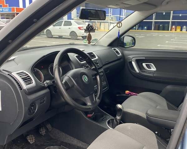 Серый Шкода Фабия, объемом двигателя 1.6 л и пробегом 218 тыс. км за 6300 $, фото 7 на Automoto.ua