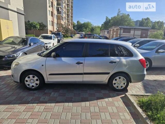 Шкода Фабія 2008 у Львові на Automoto.ua Сірий Шкода Фабія, об'ємом двигуна 1.4 л та пробігом 280 тис. км за 4500 $, фото 4 на Automoto.ua