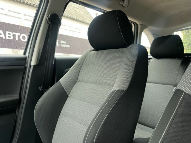 Серый Шкода Фабия, объемом двигателя 1.6 л и пробегом 211 тыс. км за 6800 $, фото 16 на Automoto.ua