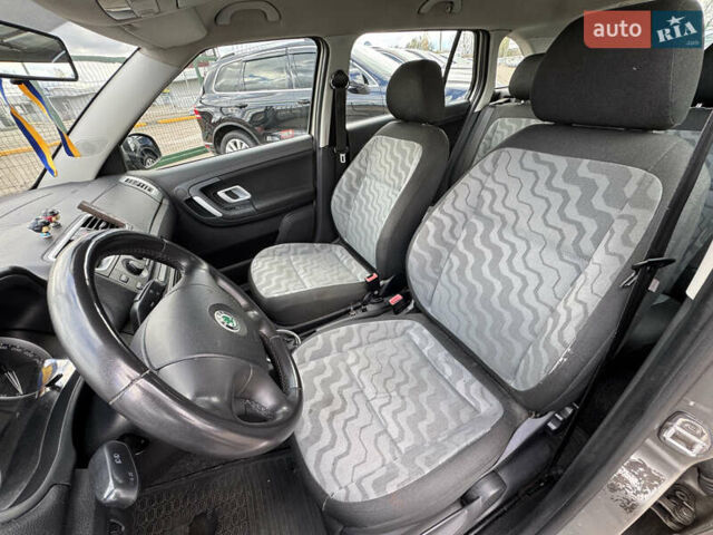 Серый Шкода Фабия, объемом двигателя 1.2 л и пробегом 162 тыс. км за 3990 $, фото 19 на Automoto.ua