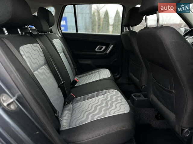 Сірий Шкода Фабія, об'ємом двигуна 1.39 л та пробігом 217 тис. км за 5700 $, фото 35 на Automoto.ua