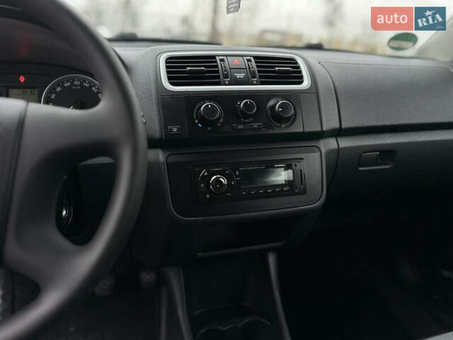 Сірий Шкода Фабія, об'ємом двигуна 1.39 л та пробігом 217 тис. км за 5700 $, фото 26 на Automoto.ua
