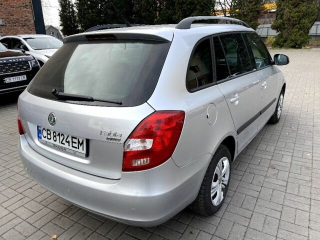 Серый Шкода Фабия, объемом двигателя 1.4 л и пробегом 262 тыс. км за 4700 $, фото 3 на Automoto.ua