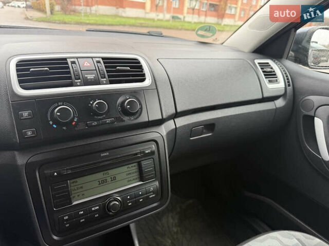 Сірий Шкода Фабія, об'ємом двигуна 1.6 л та пробігом 195 тис. км за 6500 $, фото 20 на Automoto.ua