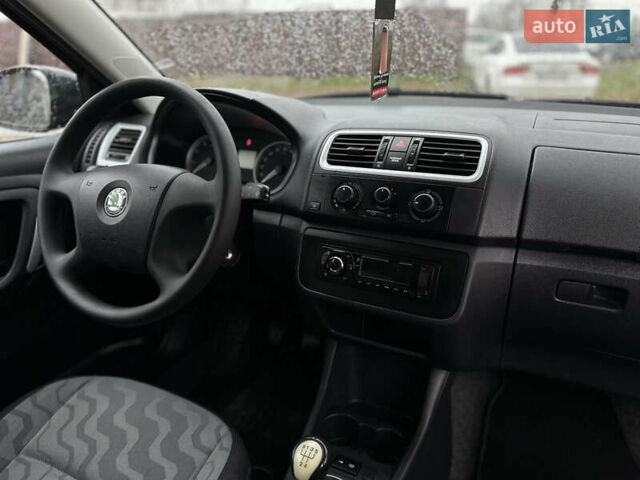 Сірий Шкода Фабія, об'ємом двигуна 1.39 л та пробігом 217 тис. км за 5700 $, фото 45 на Automoto.ua