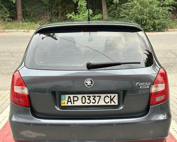 Сірий Шкода Фабія, об'ємом двигуна 1.2 л та пробігом 289 тис. км за 3800 $, фото 4 на Automoto.ua