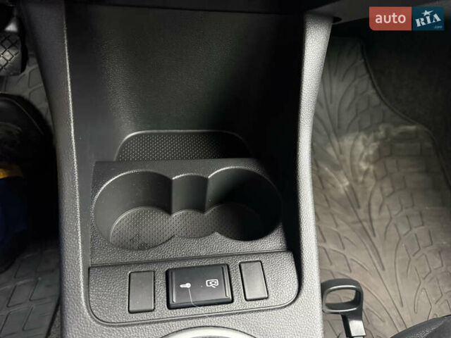 Сірий Шкода Фабія, об'ємом двигуна 1.6 л та пробігом 195 тис. км за 6500 $, фото 24 на Automoto.ua