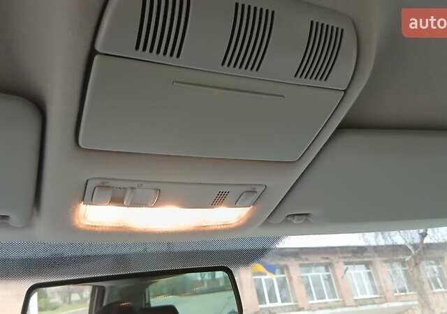 Серый Шкода Фабия, объемом двигателя 1.39 л и пробегом 232 тыс. км за 6500 $, фото 22 на Automoto.ua