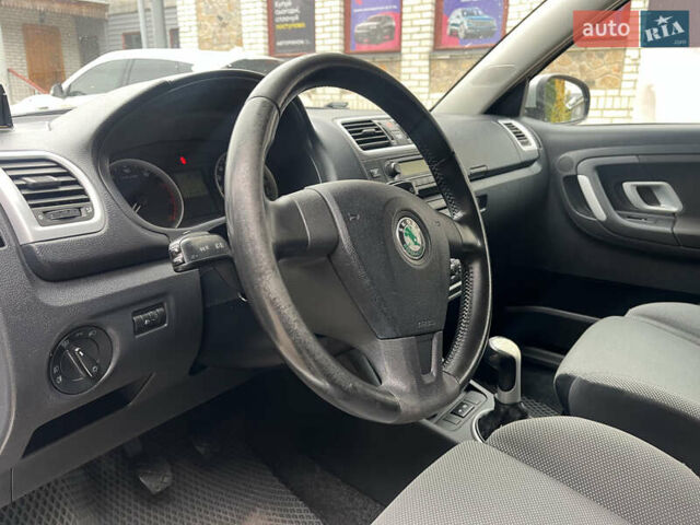 Сірий Шкода Фабія, об'ємом двигуна 1.6 л та пробігом 211 тис. км за 5500 $, фото 13 на Automoto.ua