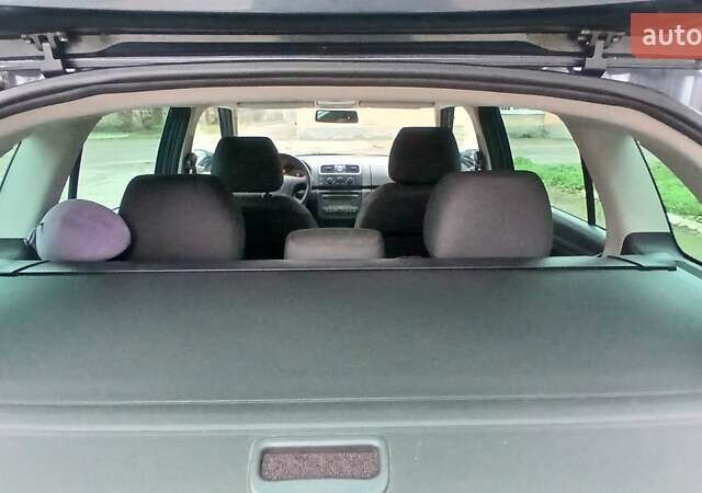 Серый Шкода Фабия, объемом двигателя 1.39 л и пробегом 232 тыс. км за 6500 $, фото 23 на Automoto.ua