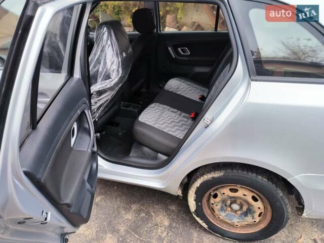 Серый Шкода Фабия, объемом двигателя 1.39 л и пробегом 147 тыс. км за 5200 $, фото 18 на Automoto.ua