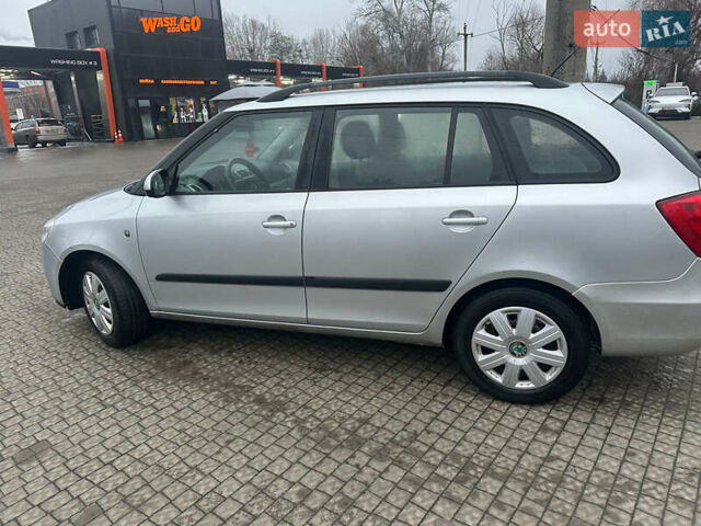 Сірий Шкода Фабія, об'ємом двигуна 1.39 л та пробігом 232 тис. км за 5700 $, фото 10 на Automoto.ua