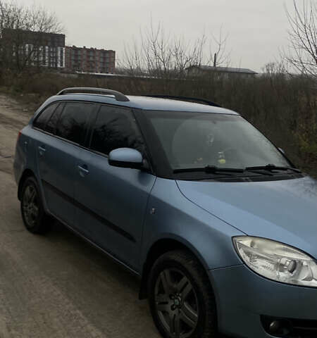 Серый Шкода Фабия, объемом двигателя 1.4 л и пробегом 395 тыс. км за 4200 $, фото 7 на Automoto.ua