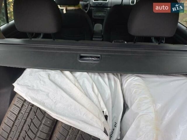 Сірий Шкода Фабія, об'ємом двигуна 1.39 л та пробігом 250 тис. км за 5300 $, фото 17 на Automoto.ua