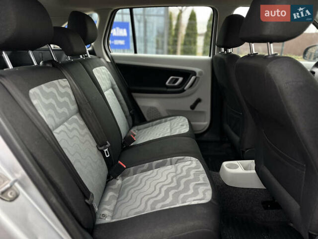 Сірий Шкода Фабія, об'ємом двигуна 1.39 л та пробігом 227 тис. км за 5500 $, фото 36 на Automoto.ua