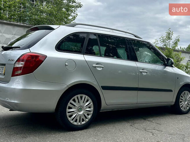 Серый Шкода Фабия, объемом двигателя 0 л и пробегом 230 тыс. км за 5499 $, фото 9 на Automoto.ua