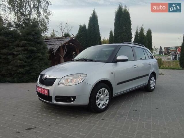 Сірий Шкода Фабія, об'ємом двигуна 1.39 л та пробігом 188 тис. км за 5277 $, фото 8 на Automoto.ua