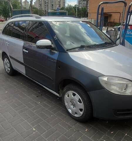 Сірий Шкода Фабія, об'ємом двигуна 1.42 л та пробігом 237 тис. км за 3800 $, фото 6 на Automoto.ua