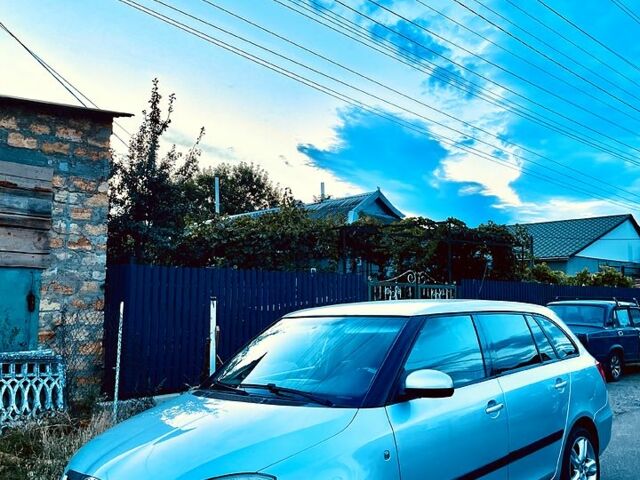 Сірий Шкода Фабія, об'ємом двигуна 1.4 л та пробігом 202 тис. км за 6000 $, фото 7 на Automoto.ua