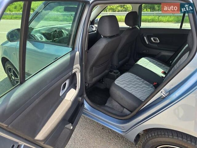 Серый Шкода Фабия, объемом двигателя 1.6 л и пробегом 215 тыс. км за 5599 $, фото 25 на Automoto.ua