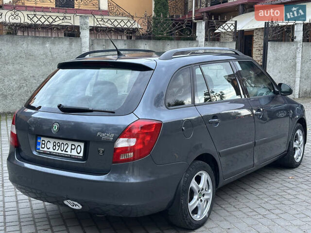 Сірий Шкода Фабія, об'ємом двигуна 1.2 л та пробігом 232 тис. км за 4200 $, фото 6 на Automoto.ua