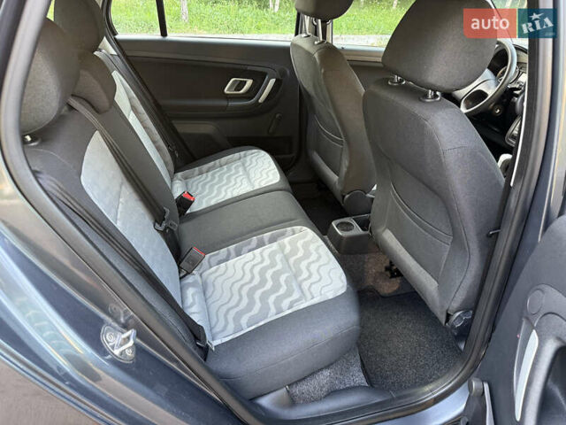 Сірий Шкода Фабія, об'ємом двигуна 1.6 л та пробігом 218 тис. км за 6100 $, фото 20 на Automoto.ua