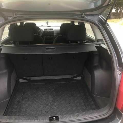 Серый Шкода Фабия, объемом двигателя 1.4 л и пробегом 255 тыс. км за 5850 $, фото 8 на Automoto.ua