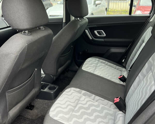 Шкода Фабия 2008 в Чернигове на Automoto.ua Серый Шкода Фабия, объемом двигателя 1.39 л и пробегом 240 тыс. км за 5600 $, фото 24 на Automoto.ua