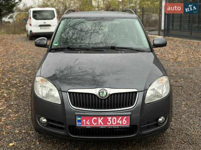 Сірий Шкода Фабія, об'ємом двигуна 1.39 л та пробігом 217 тис. км за 5700 $, фото 4 на Automoto.ua