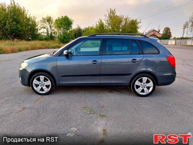 Серый Шкода Фабия, объемом двигателя 1.6 л и пробегом 175 тыс. км за 6300 $, фото 3 на Automoto.ua