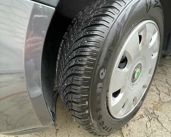 Сірий Шкода Фабія, об'ємом двигуна 1.6 л та пробігом 236 тис. км за 6700 $, фото 15 на Automoto.ua