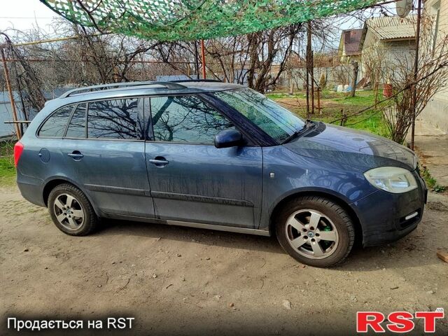 Сірий Шкода Фабія, об'ємом двигуна 1.6 л та пробігом 230 тис. км за 4500 $, фото 4 на Automoto.ua