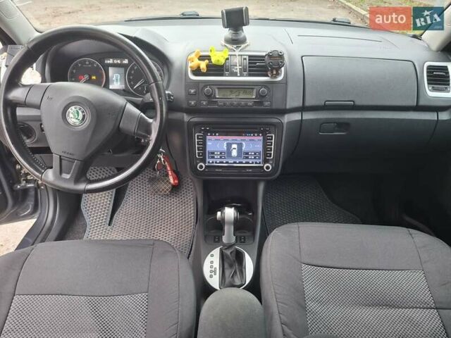 Сірий Шкода Фабія, об'ємом двигуна 1.6 л та пробігом 216 тис. км за 6700 $, фото 3 на Automoto.ua