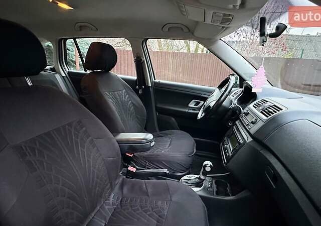 Серый Шкода Фабия, объемом двигателя 1.6 л и пробегом 213 тыс. км за 6700 $, фото 20 на Automoto.ua