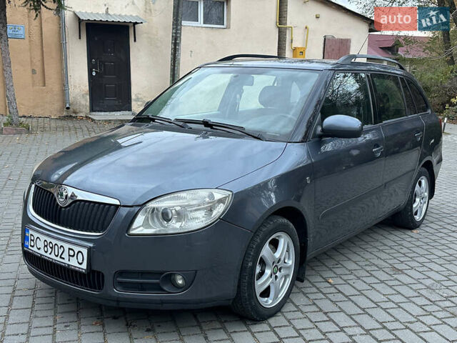Сірий Шкода Фабія, об'ємом двигуна 1.2 л та пробігом 232 тис. км за 4200 $, фото 5 на Automoto.ua