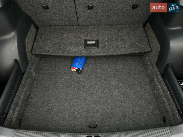 Серый Шкода Фабия, объемом двигателя 1.39 л и пробегом 224 тыс. км за 5800 $, фото 38 на Automoto.ua