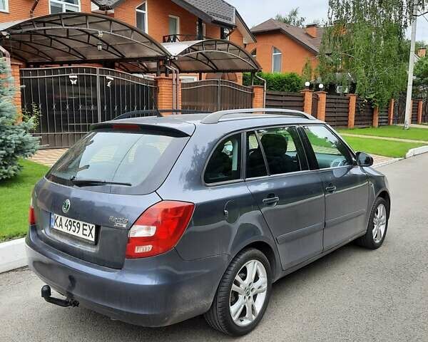 Серый Шкода Фабия, объемом двигателя 1.6 л и пробегом 180 тыс. км за 6500 $, фото 27 на Automoto.ua