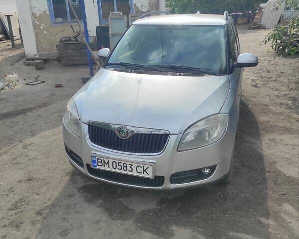 Сірий Шкода Фабія, об'ємом двигуна 1.9 л та пробігом 304 тис. км за 4900 $, фото 1 на Automoto.ua
