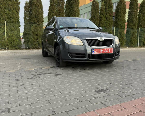 Сірий Шкода Фабія, об'ємом двигуна 1.6 л та пробігом 193 тис. км за 5900 $, фото 5 на Automoto.ua