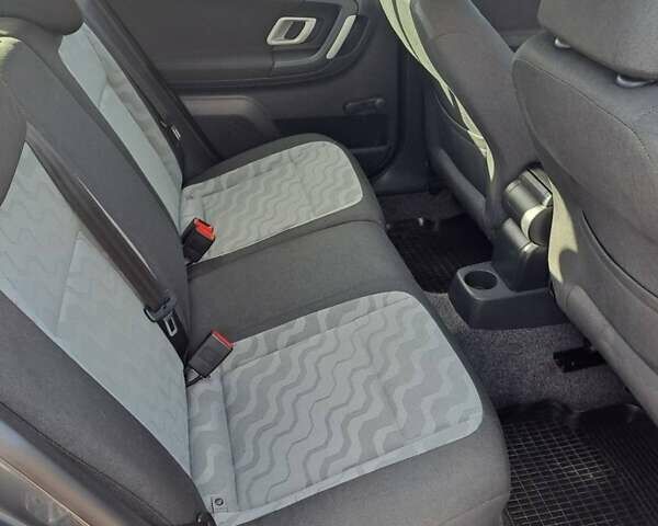 Сірий Шкода Фабія, об'ємом двигуна 1.4 л та пробігом 235 тис. км за 6000 $, фото 12 на Automoto.ua