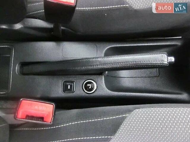 Серый Шкода Фабия, объемом двигателя 1.6 л и пробегом 180 тыс. км за 6500 $, фото 22 на Automoto.ua