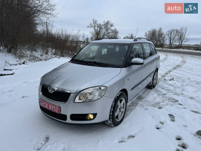 Серый Шкода Фабия, объемом двигателя 1.39 л и пробегом 208 тыс. км за 5550 $, фото 4 на Automoto.ua
