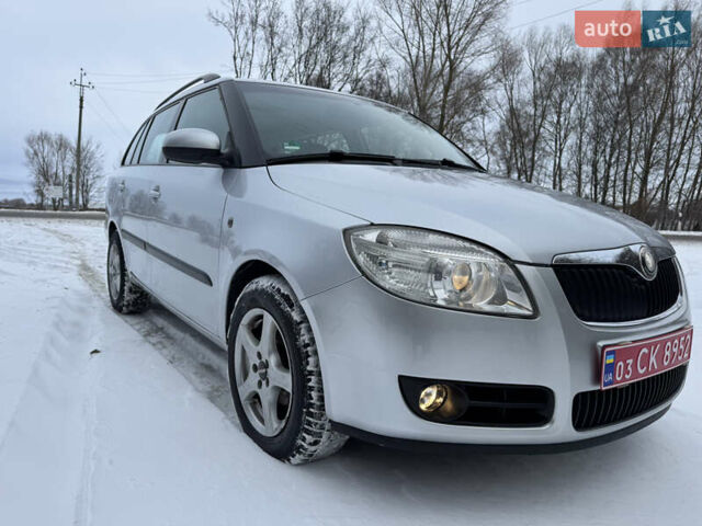 Серый Шкода Фабия, объемом двигателя 1.39 л и пробегом 208 тыс. км за 5550 $, фото 37 на Automoto.ua