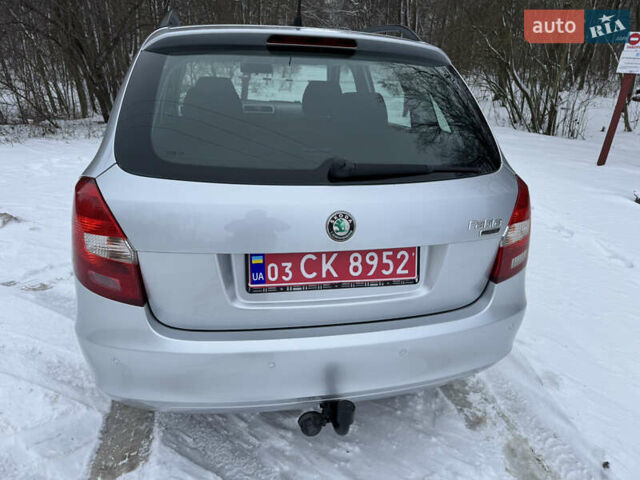 Серый Шкода Фабия, объемом двигателя 1.39 л и пробегом 208 тыс. км за 5550 $, фото 42 на Automoto.ua