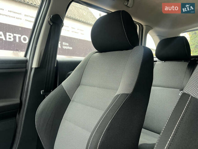 Сірий Шкода Фабія, об'ємом двигуна 1.6 л та пробігом 211 тис. км за 5500 $, фото 16 на Automoto.ua