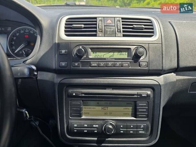 Серый Шкода Фабия, объемом двигателя 1.6 л и пробегом 215 тыс. км за 5599 $, фото 35 на Automoto.ua