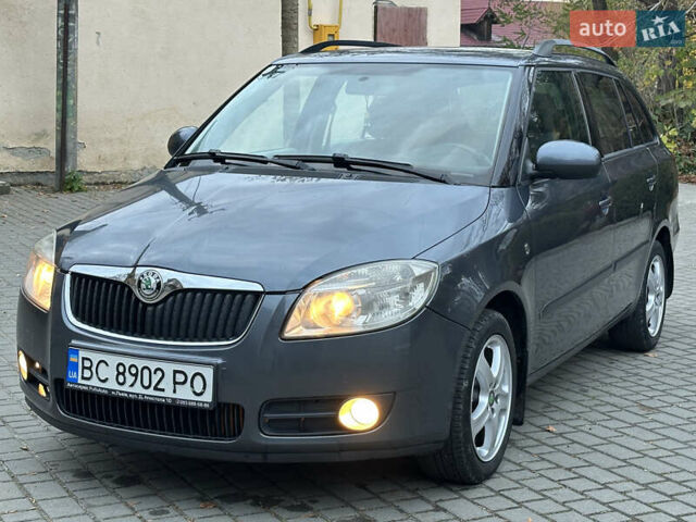 Сірий Шкода Фабія, об'ємом двигуна 1.2 л та пробігом 232 тис. км за 4200 $, фото 2 на Automoto.ua