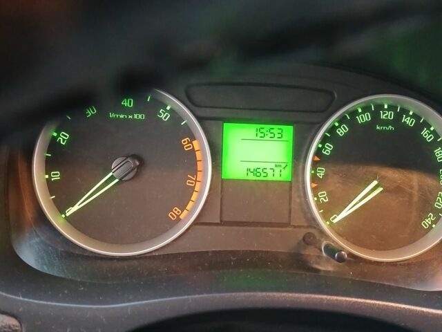 Сірий Шкода Фабія, об'ємом двигуна 0 л та пробігом 146 тис. км за 4650 $, фото 7 на Automoto.ua